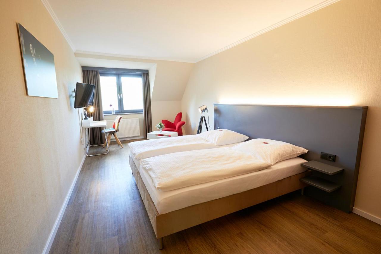 Kino-Hotel Meyer Harsefeld エクステリア 写真